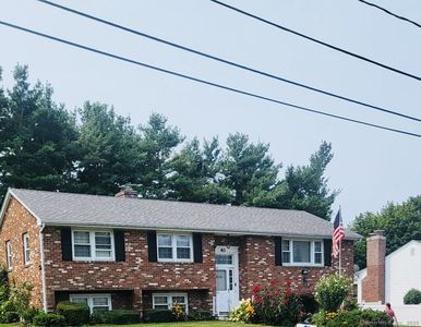 40 South Meadow Lane, Meriden, CT, 06450