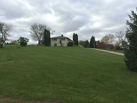 2nd image of 845 W Business Highway 30
