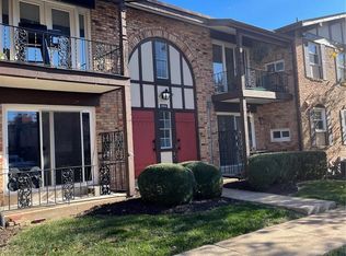 11816 Cresta Verde Dr APT C, Saint Louis, MO
