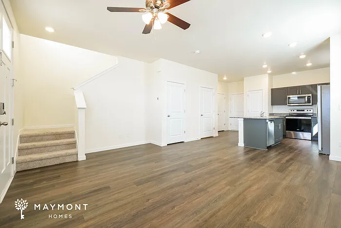 3 bed, 2.5 bath, 1503 sqft, $2,699 — Photo 4