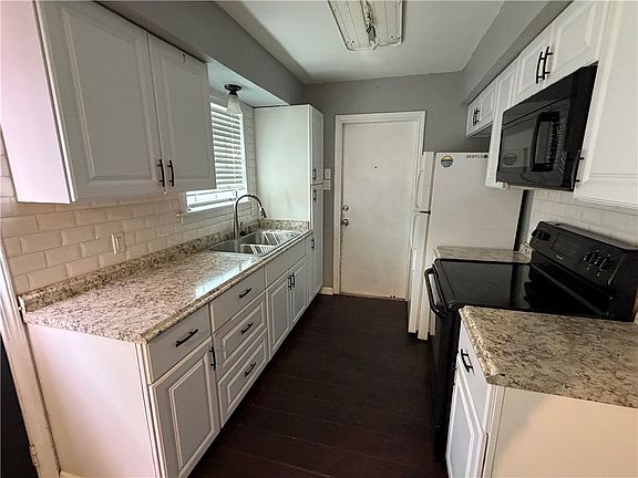 4th image of 6193 Angus Dr