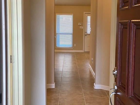 3rd image of 18930 Majestic Vista Ln
