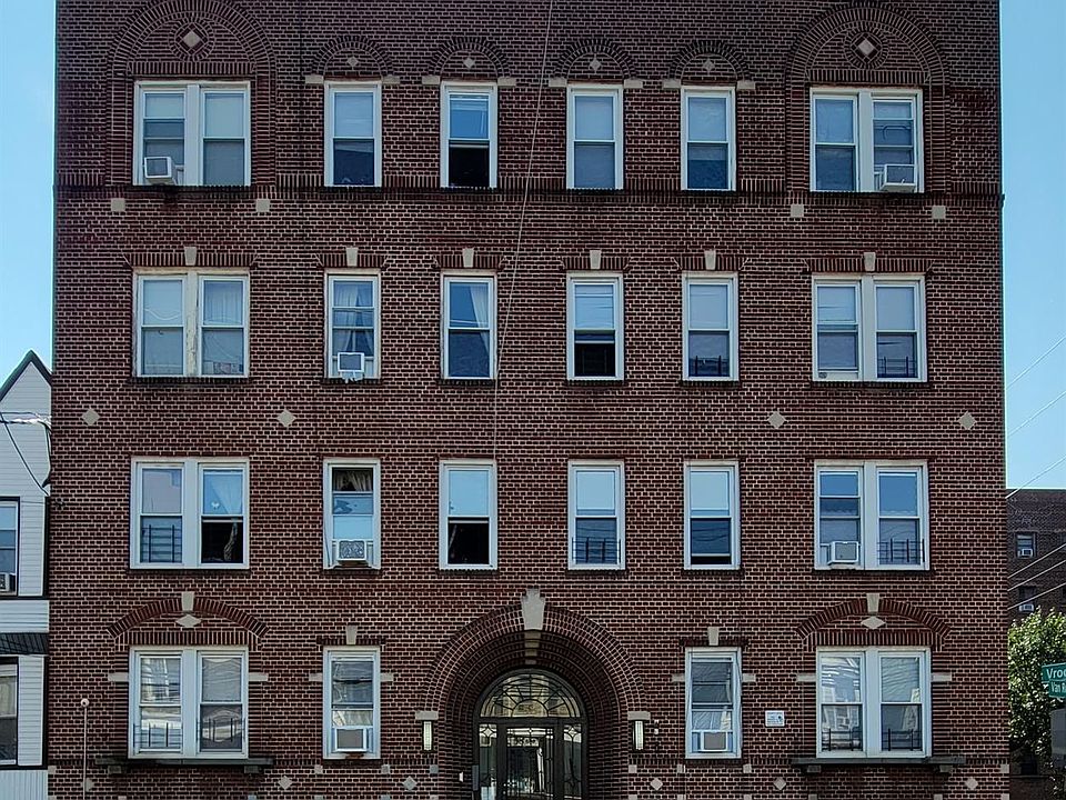 1st image of 88 Clifton Pl APT 405
