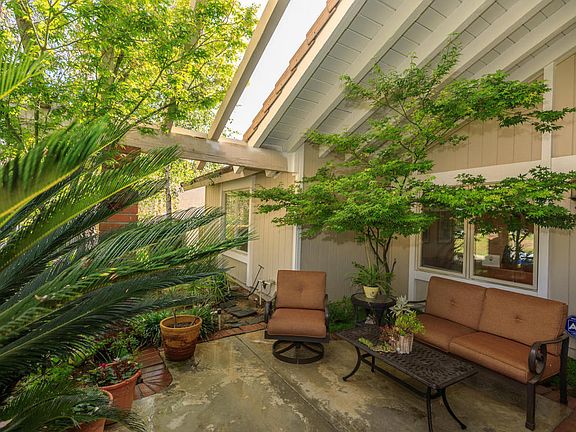 3rd image of 3246 N Medicine Bow Ct