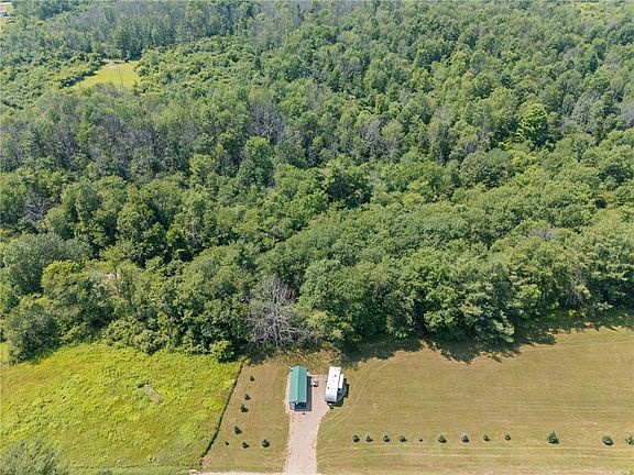 4th image of 8339 Middle Rd