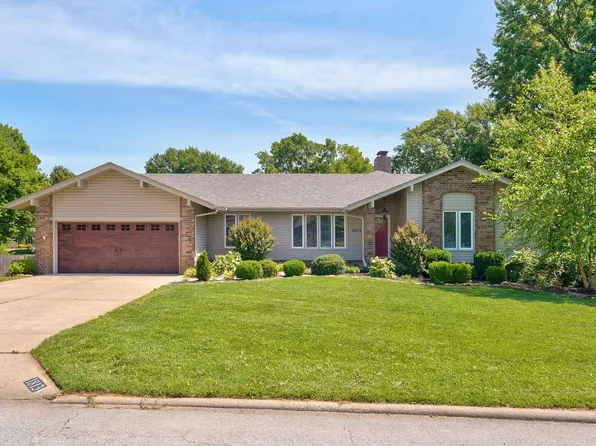 1813 E Camino Alto Street, Springfield, MO 65804