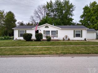 306 8th Ave, Grinnell, IA 50112