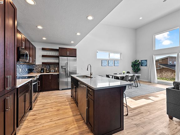 5th image of 30414 Driftwood Dr