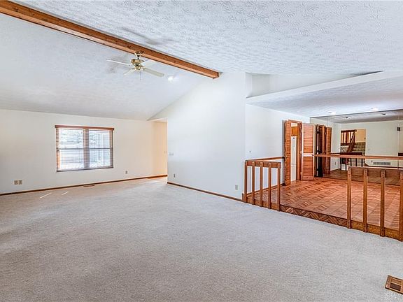 5th image of 9466 Ash Hollow Ln