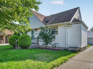 4310 S Iowa AVENUE, Saint Francis, WI 53235