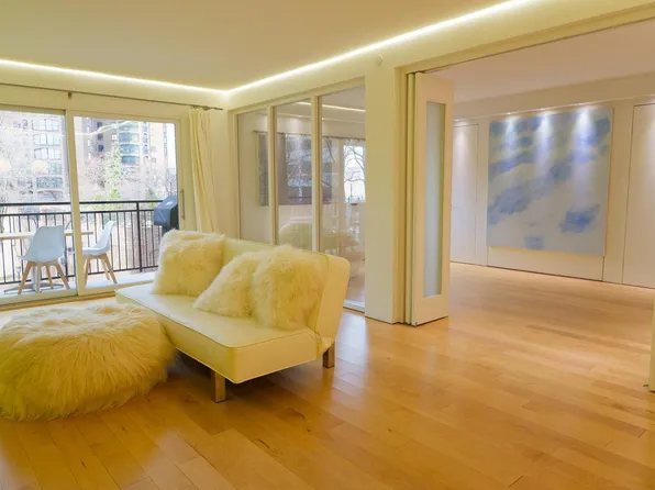 1225 Lasalle Ave APT 404, Minneapolis, MN 55403