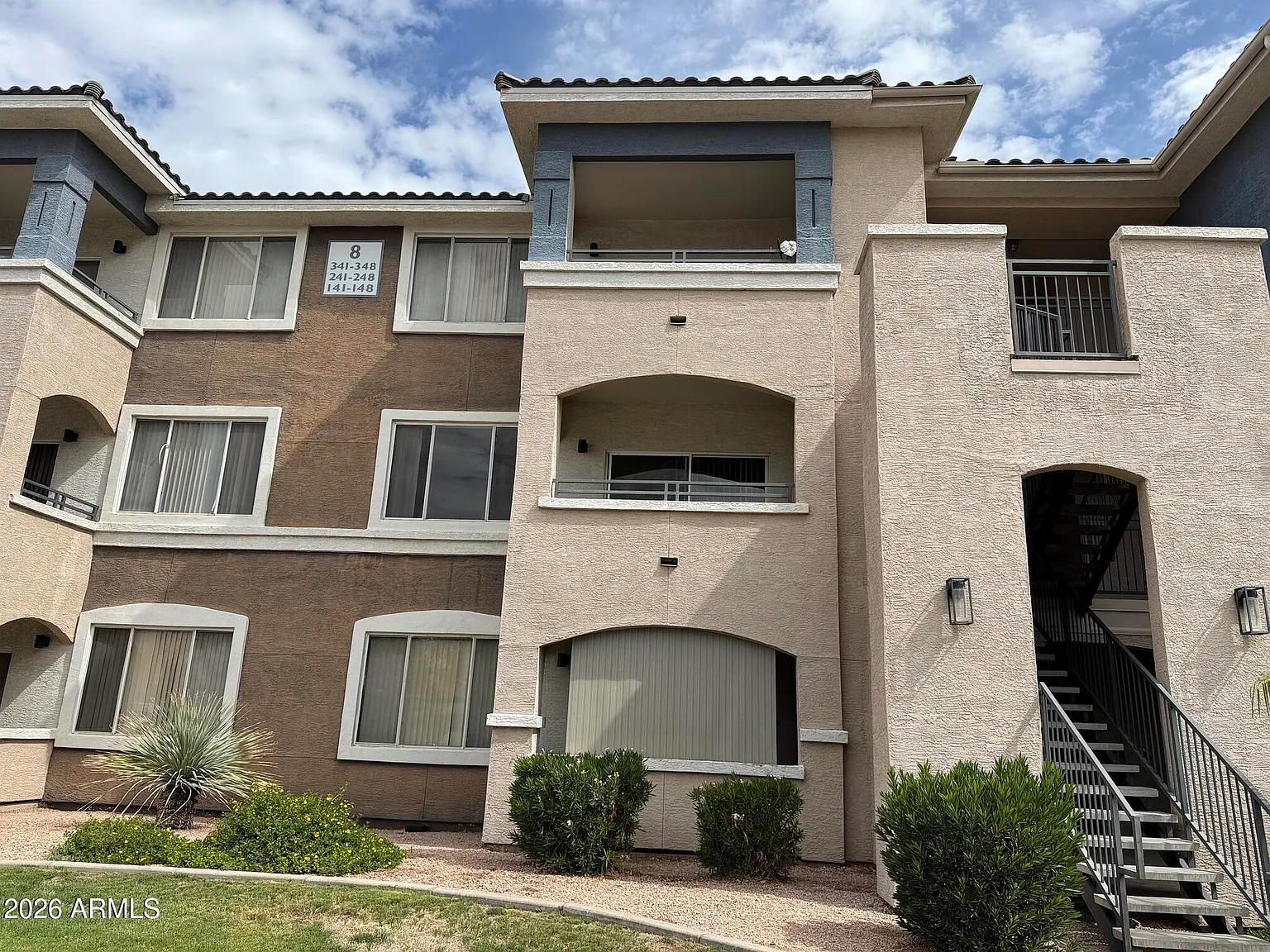 1 bed, 1.0 bath, 895 sqft, $1,150 — Photo 2