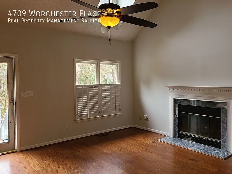 4709 Worchester Pl — Photo 7