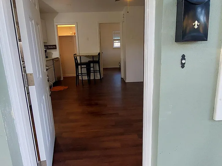 710 8th Ave NW — Photo 17