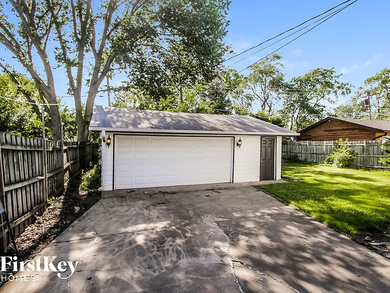 46 N Highview Ave — Photo 15