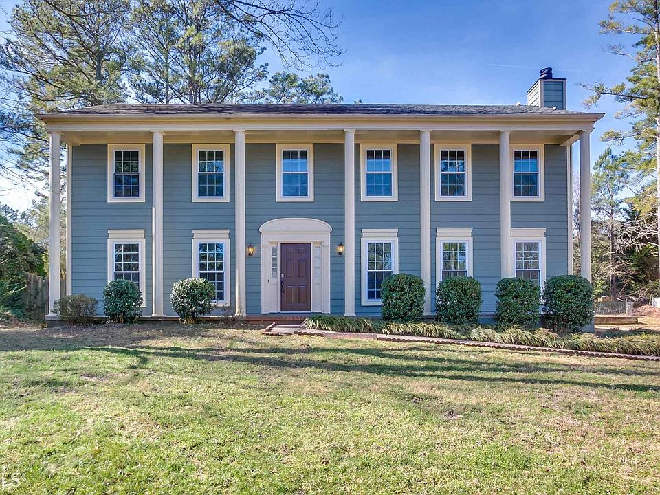 1st image of 670 Barrington Way