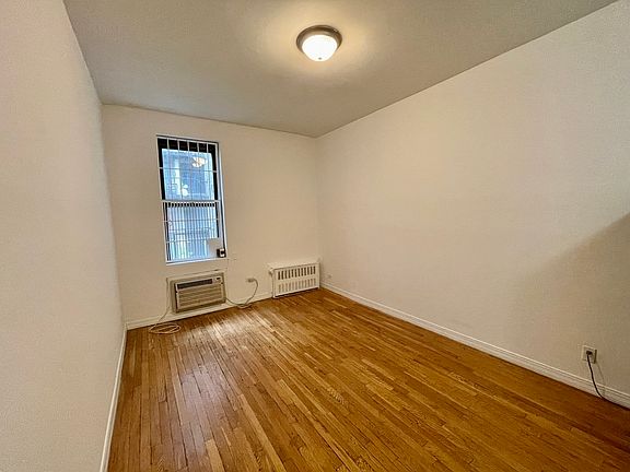 2nd image of 430 E 87th St APT 3C