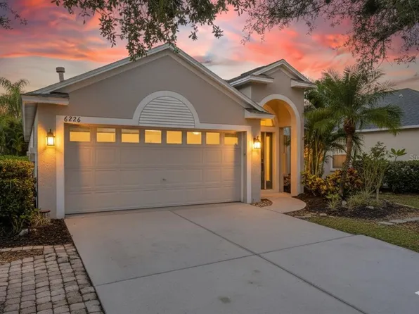 6226 Blueflower Ct, Lakewood Ranch, FL 34202
