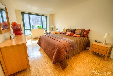 Rented by City Connections Realty