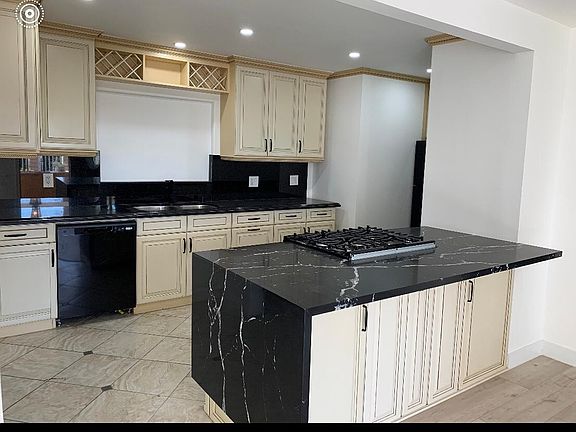 3rd image of 3817 W 113th St #A