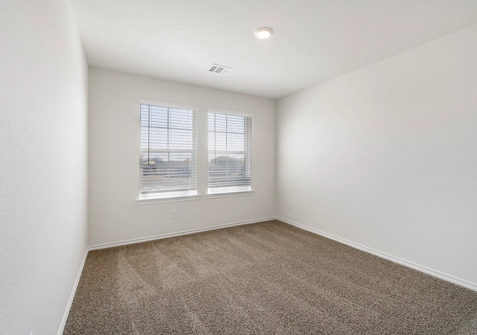 208 Ringold Road — Photo 3