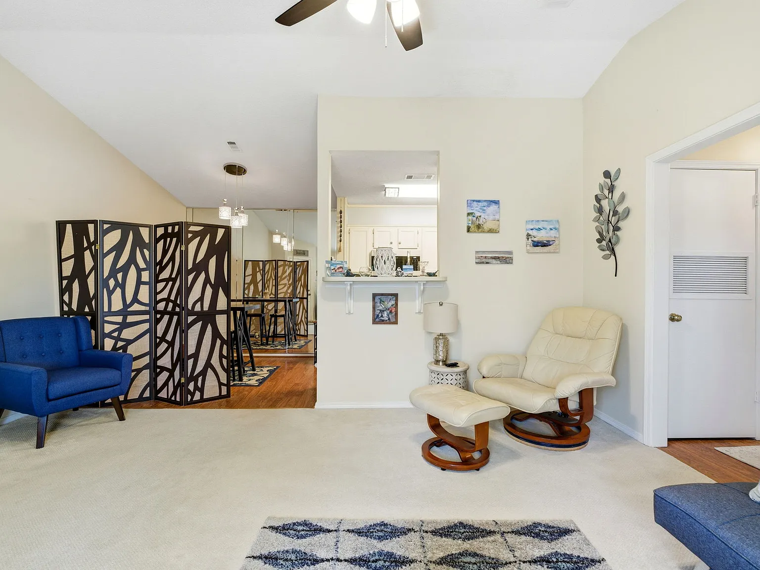 2 bed, 870 sqft, $1,675 — Photo 4