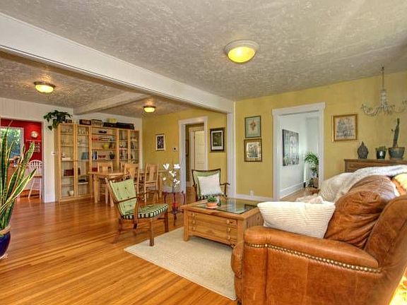 Living area another view