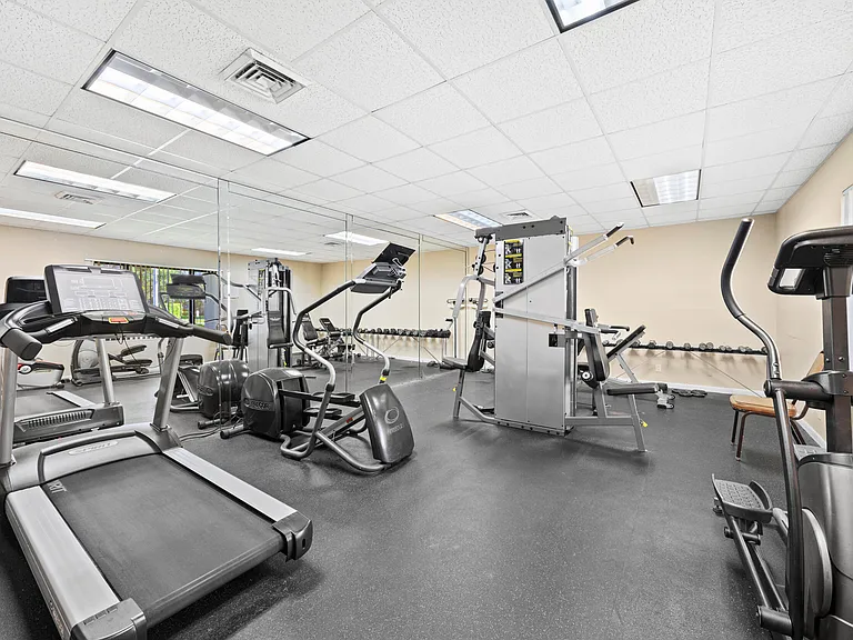 2975 SW 22nd Ave #1080 — Photo 4