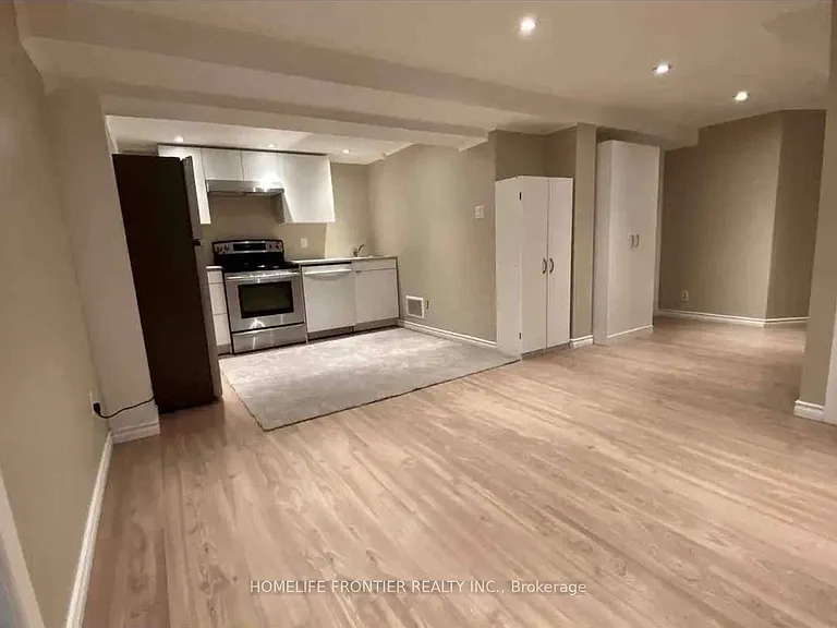 93 Don Head Village Blvd #BASEMENT — Photo 7