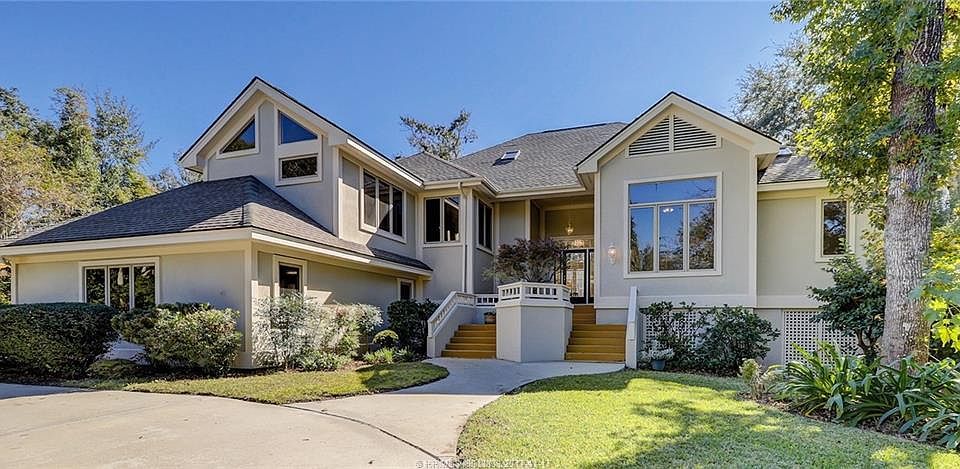 1st image of 10 Arthur Hills Ct