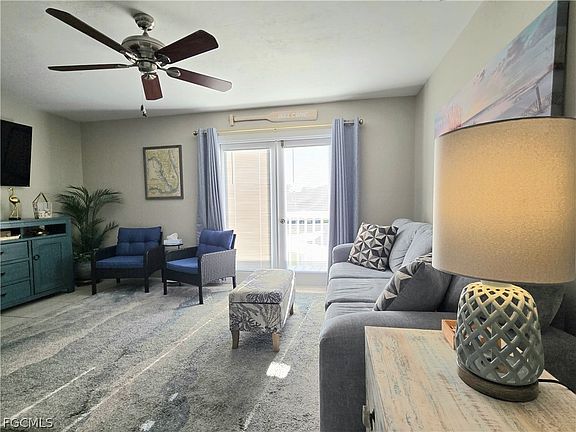 5th image of 3303 Prince Edward Island Cir APT 4