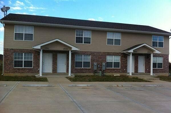 1st image of 7D Lowry Ln #7D