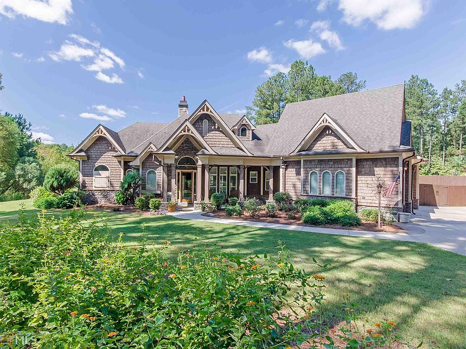 1st image of 183 Lake Park Dr