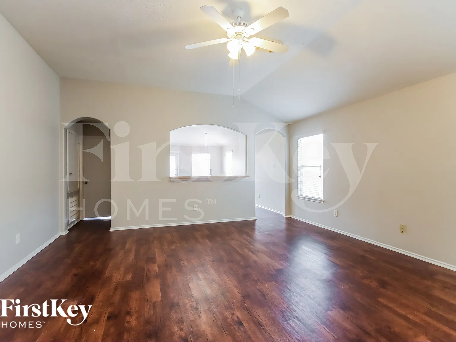 3 bed, 2.0 bath, 1488 sqft, $1,650 — Photo 4
