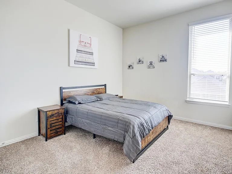 1646 Ryon Falls Dr — Photo 5
