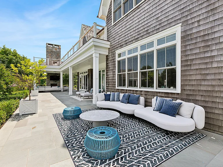 10 Two Trees Ln — Photo 14