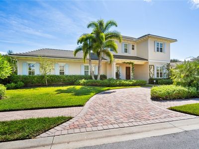 221 Palm Island Ln, Indian River Shores, FL, 32963
