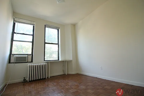 Rented by Wave Real Estate Group | media 35