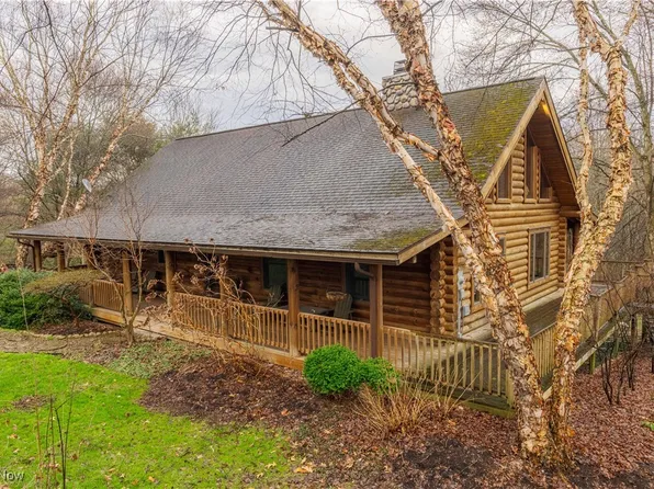 1830 Ridge Rd NW, Bolivar, OH 44612