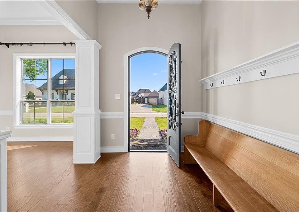 5913 Marthas Dr, Alexandria, LA 71303 MLS 172699 Zillow
