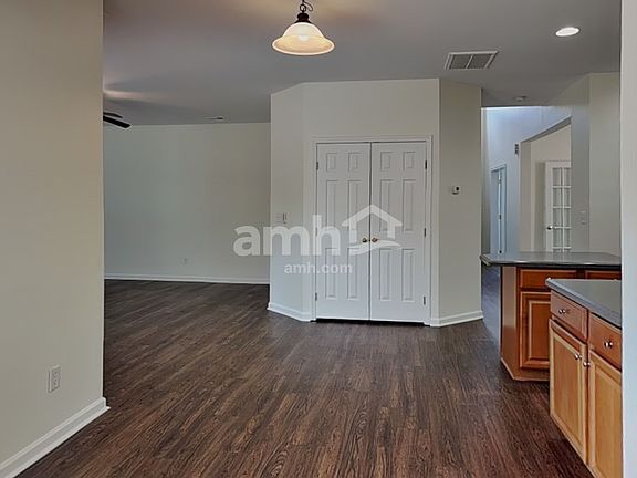 5th image of 1039 Canopy Dr
