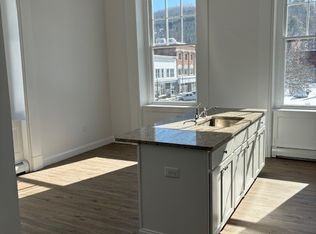 70 Depot Sq UNIT 203, Northfield, VT 05663
