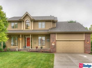 17227 Patterson Dr, Omaha, NE 68135