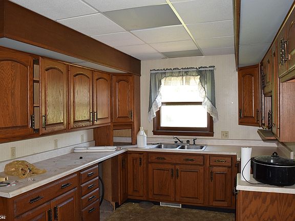 4th image of 1413 Avenue H