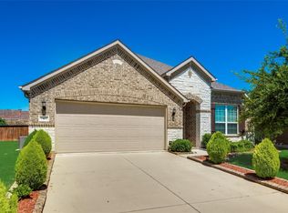 601 Elm Creek Dr, The Colony, TX 75056