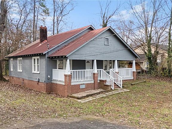 4th image of 119 Peters St