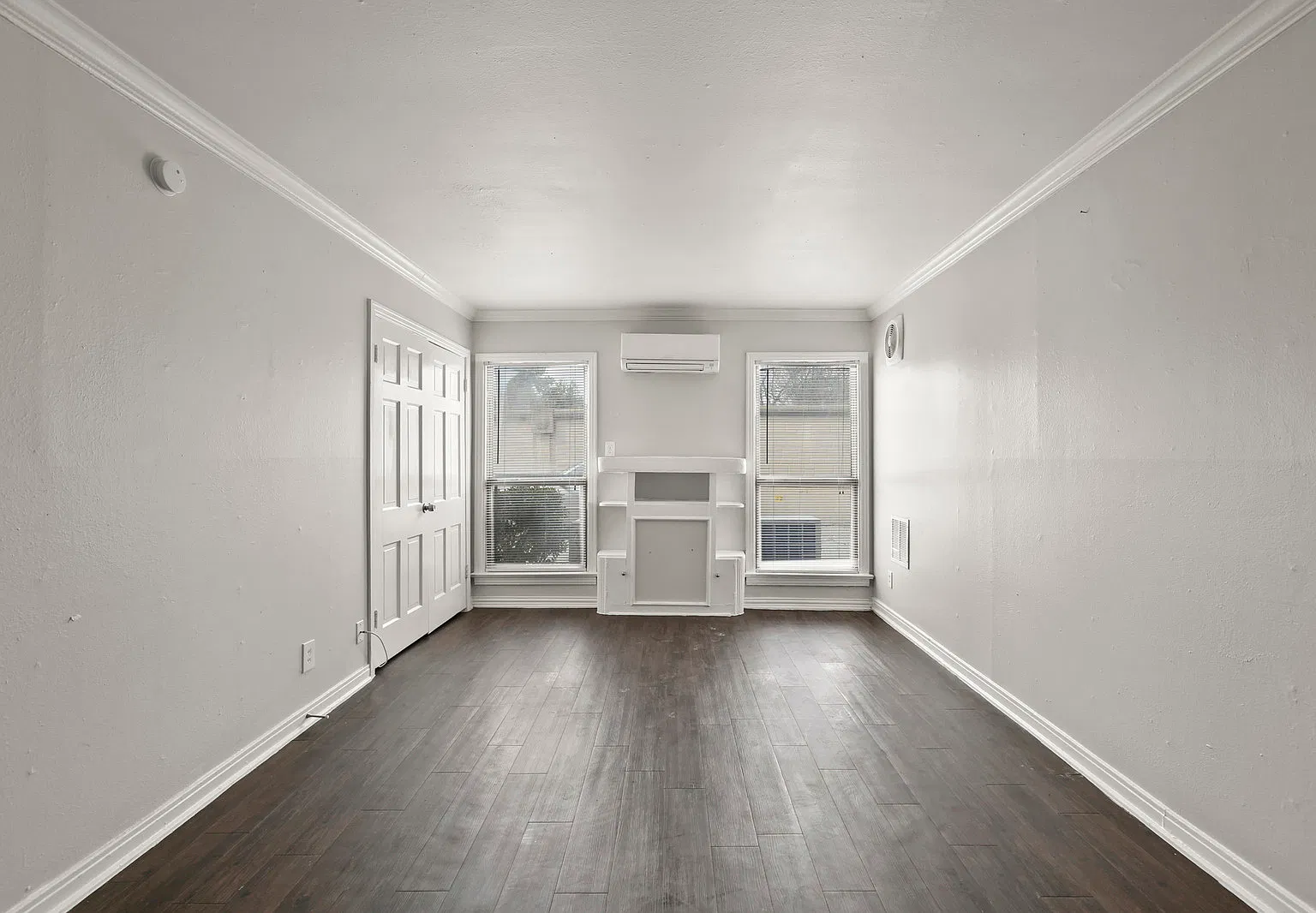 4534 University Blvd — Photo 3