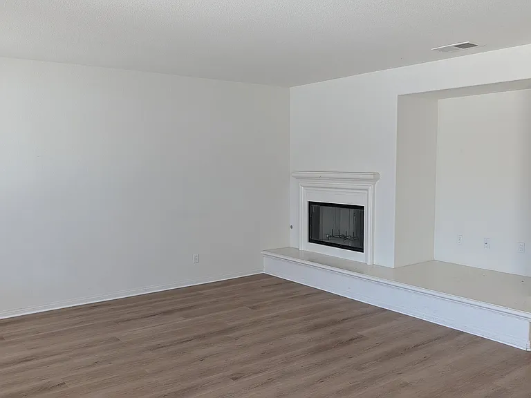 23951 Doheny Cir — Photo 11