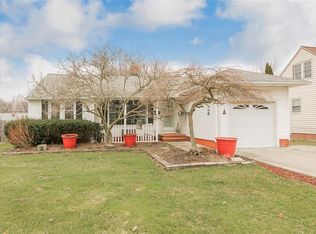 5181 Longton Rd, Lyndhurst, OH 44124