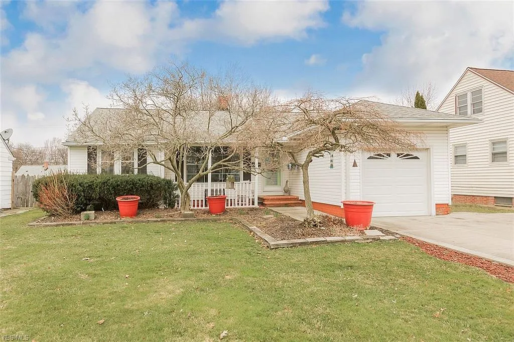 5181 Longton Rd photo 1